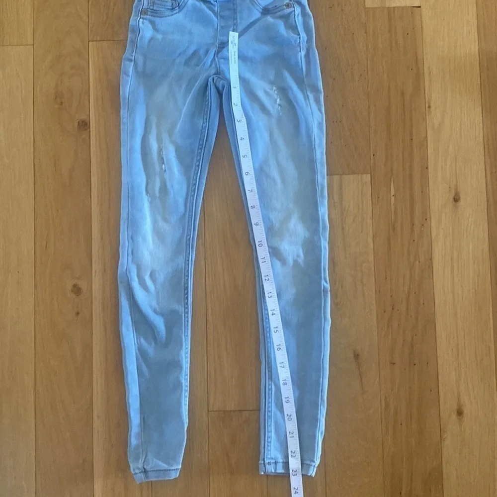 Justice Light Denim Distressed Jeggings 8 Slim